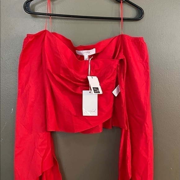 BNWT Scripted Cropped Blouse- Xsmall - Picture 3 of 7